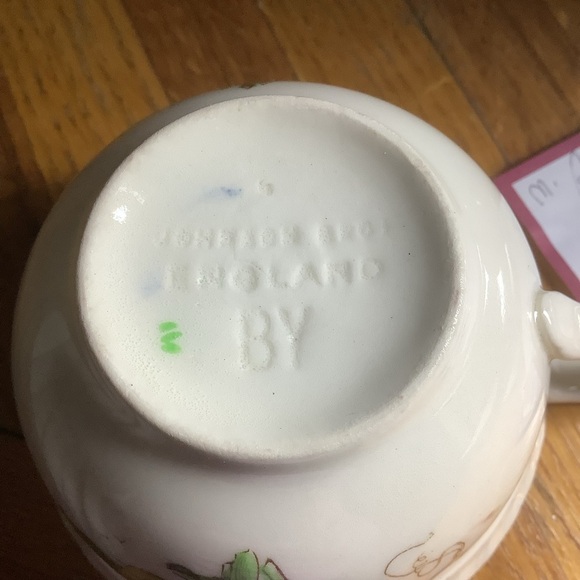 Two Vintage Johnson Brothers Sweet Pea Old Flower Prints Cups and Saucers - Picture 8 of 11